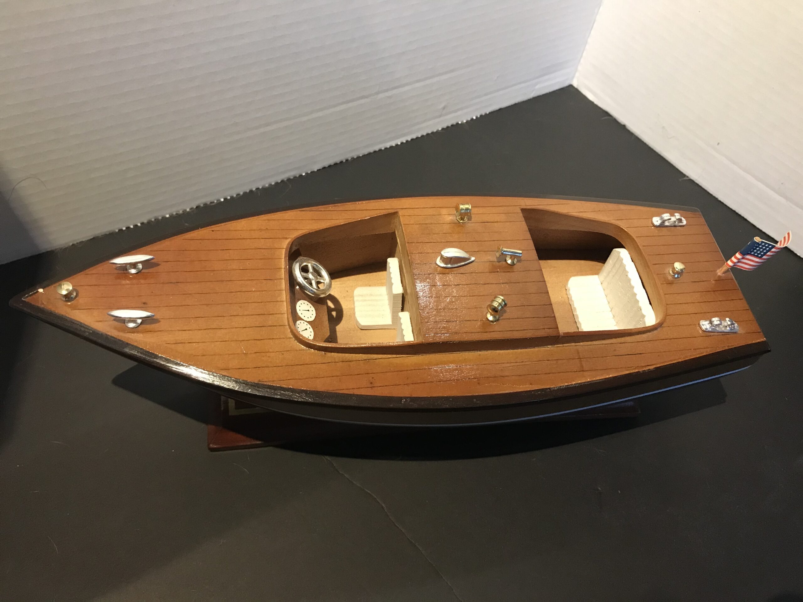 8D897A85-3B4A-4A3E-962C-97277D64DBBE