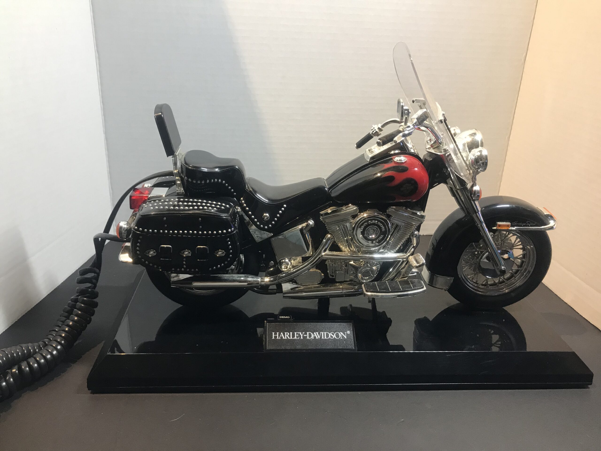 AEFC32E8-D301-4A61-94B7-C536CED25FF5