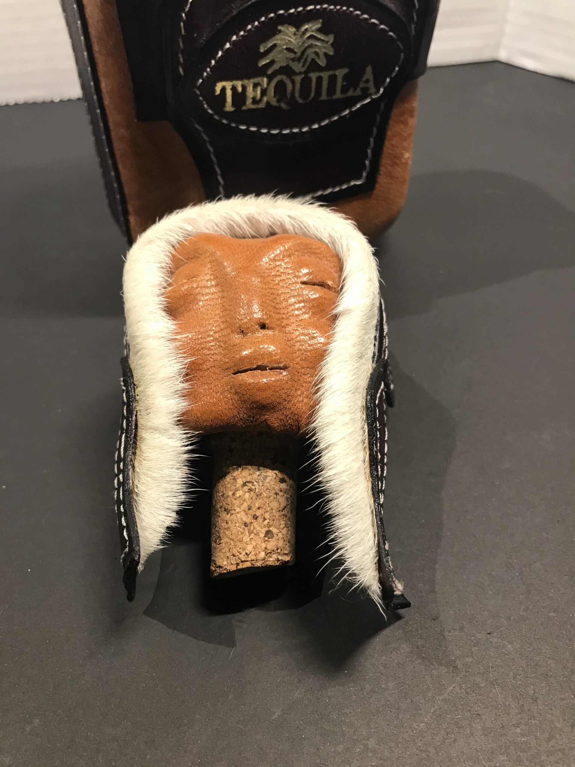 F8334B51-1849-4263-806E-1704B476EF5F