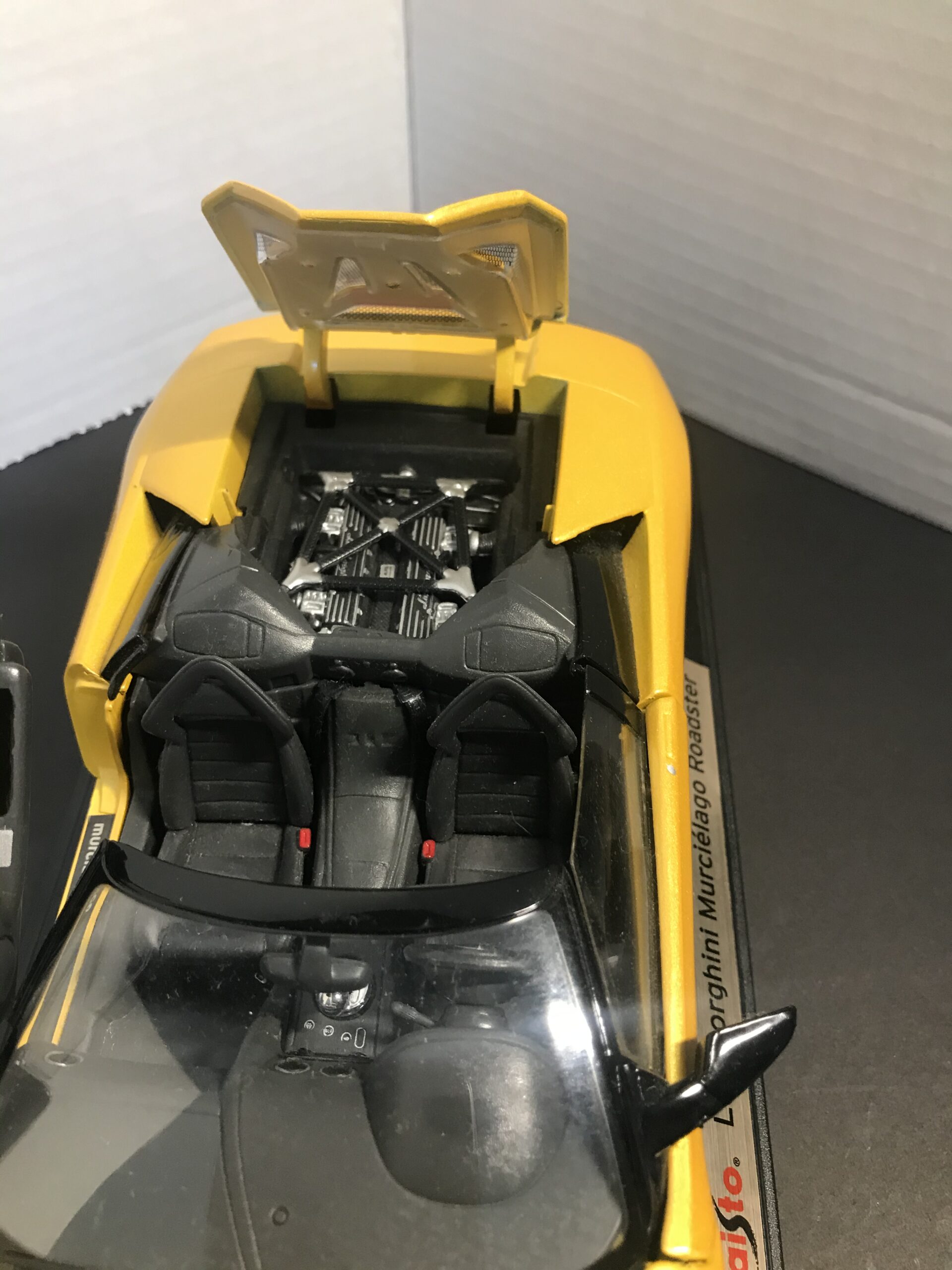 8CAEA1F2-5C09-47D1-BD08-E578518053A9