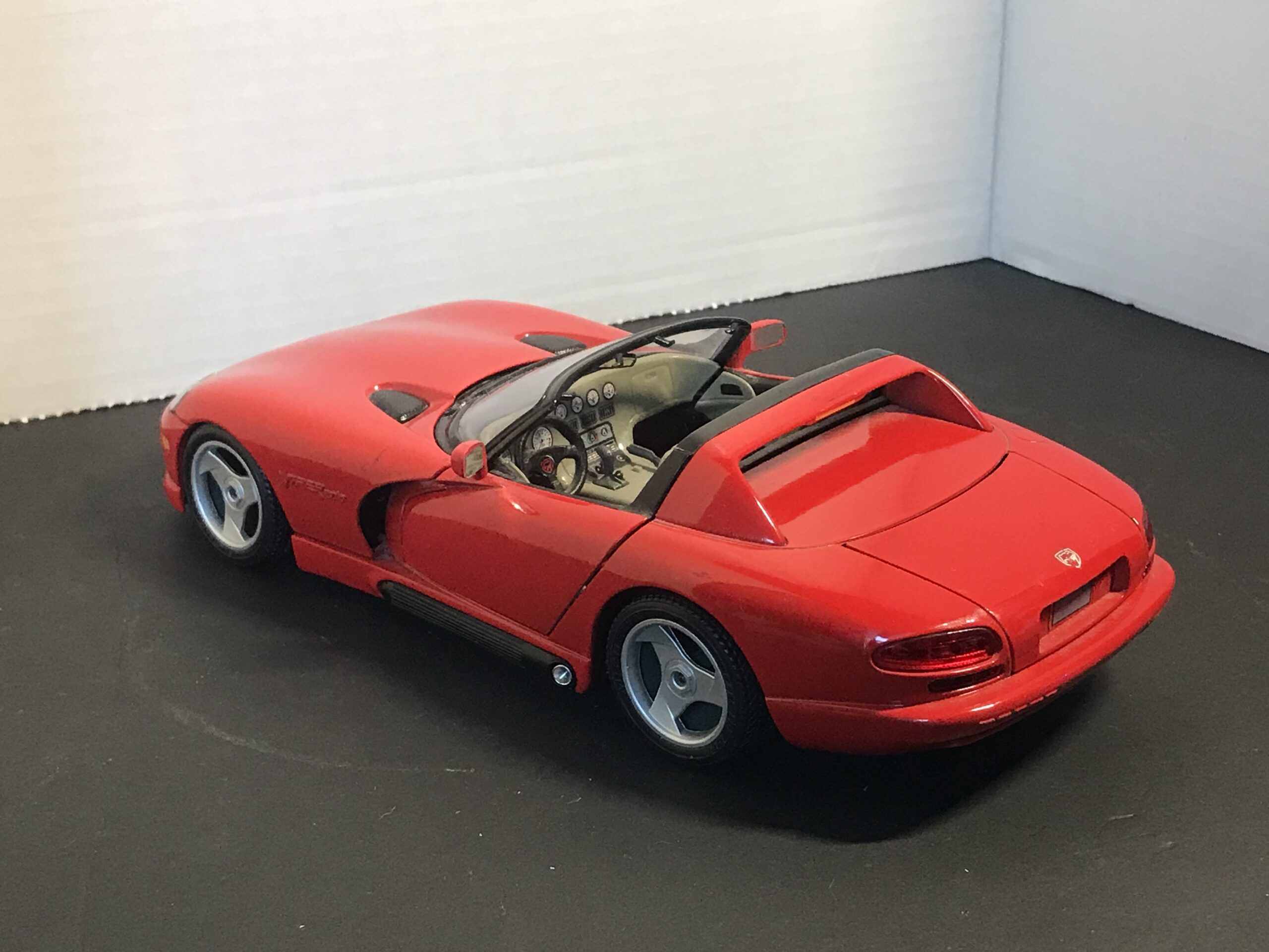 CC3BA947-0396-46F5-9277-48043E89CA87