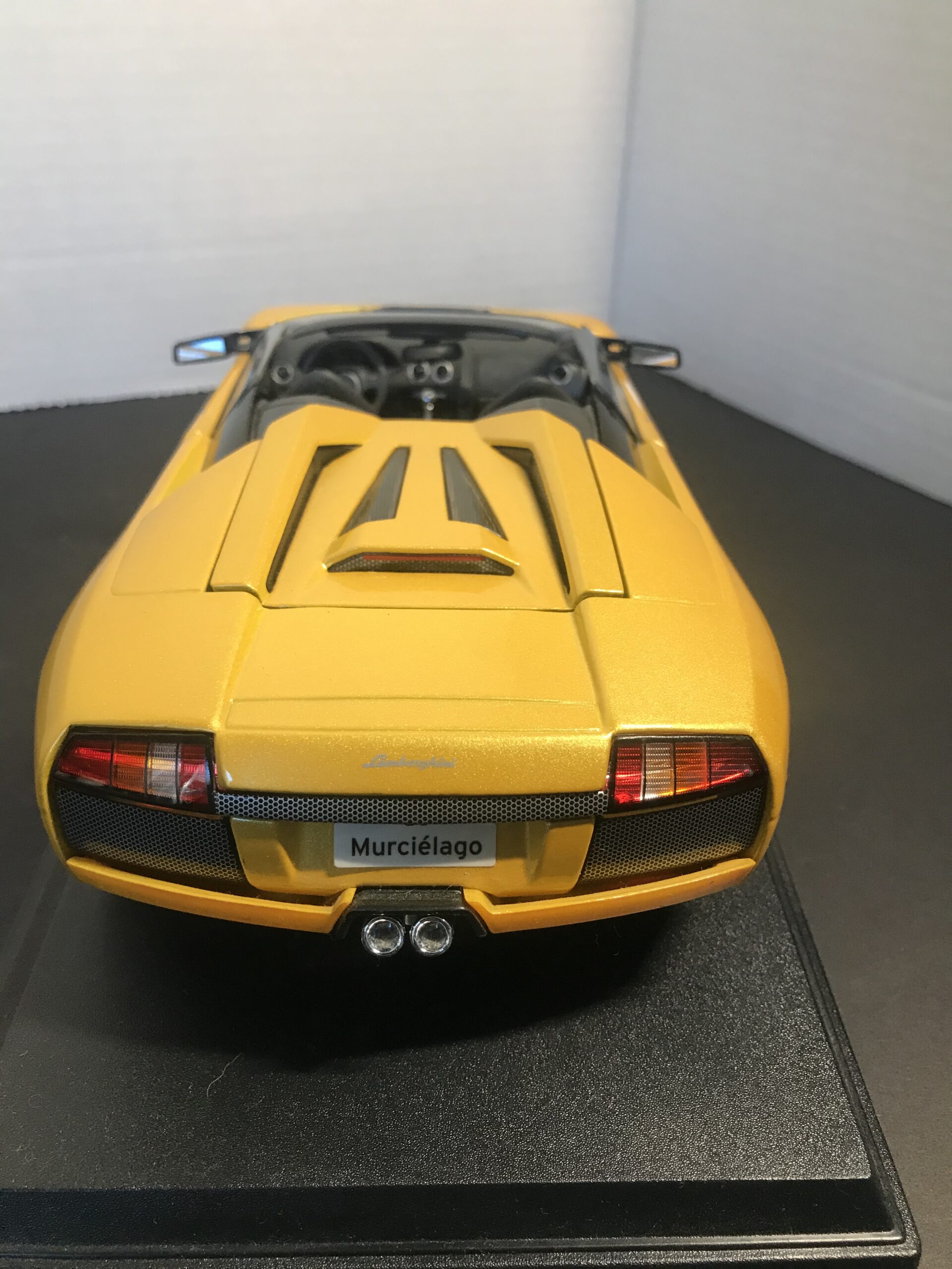 D45694FA-C797-4A89-B95B-0C1668CE39A9