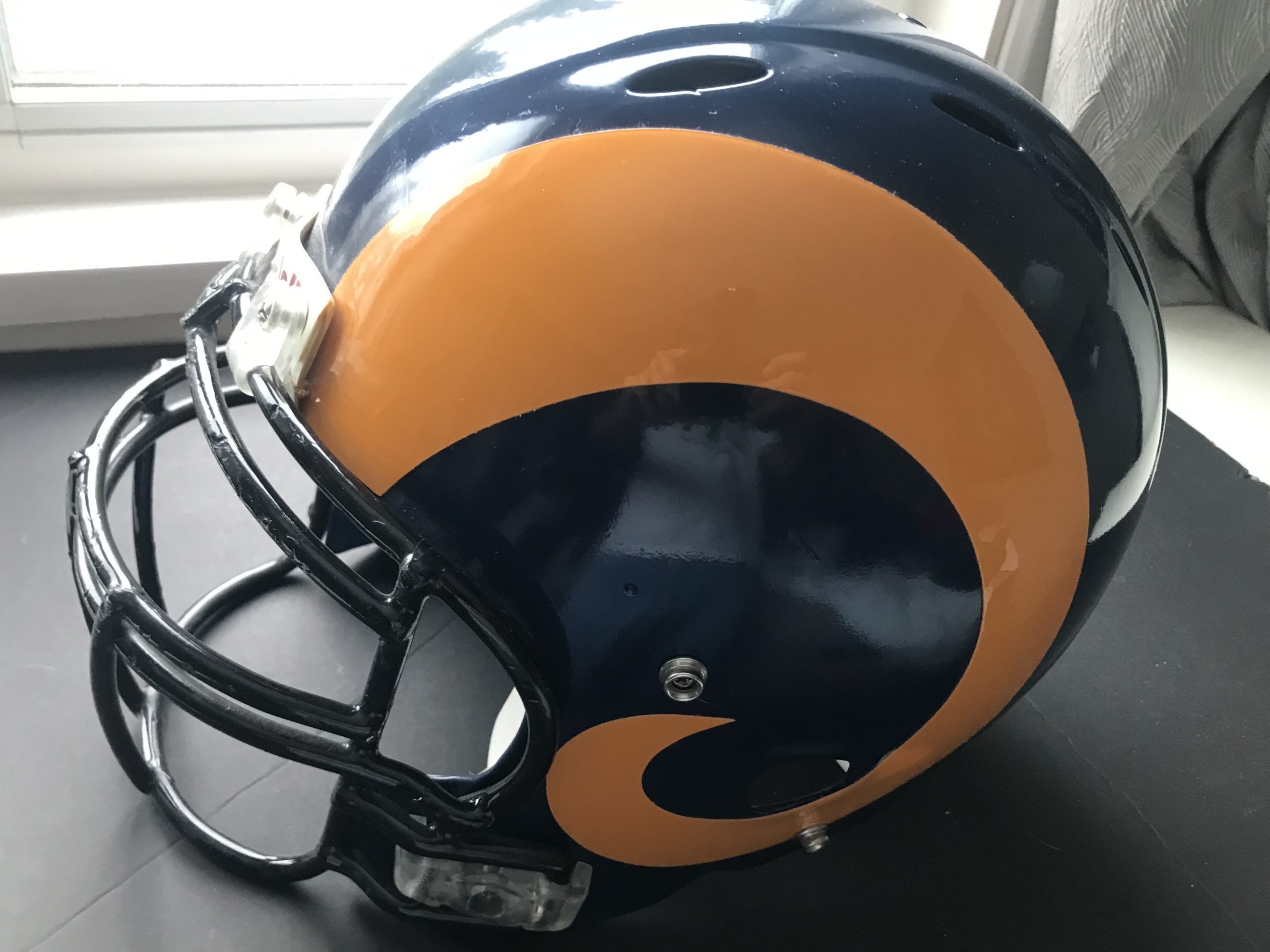 23E7FA00-F337-42F3-90FF-851994EA1734