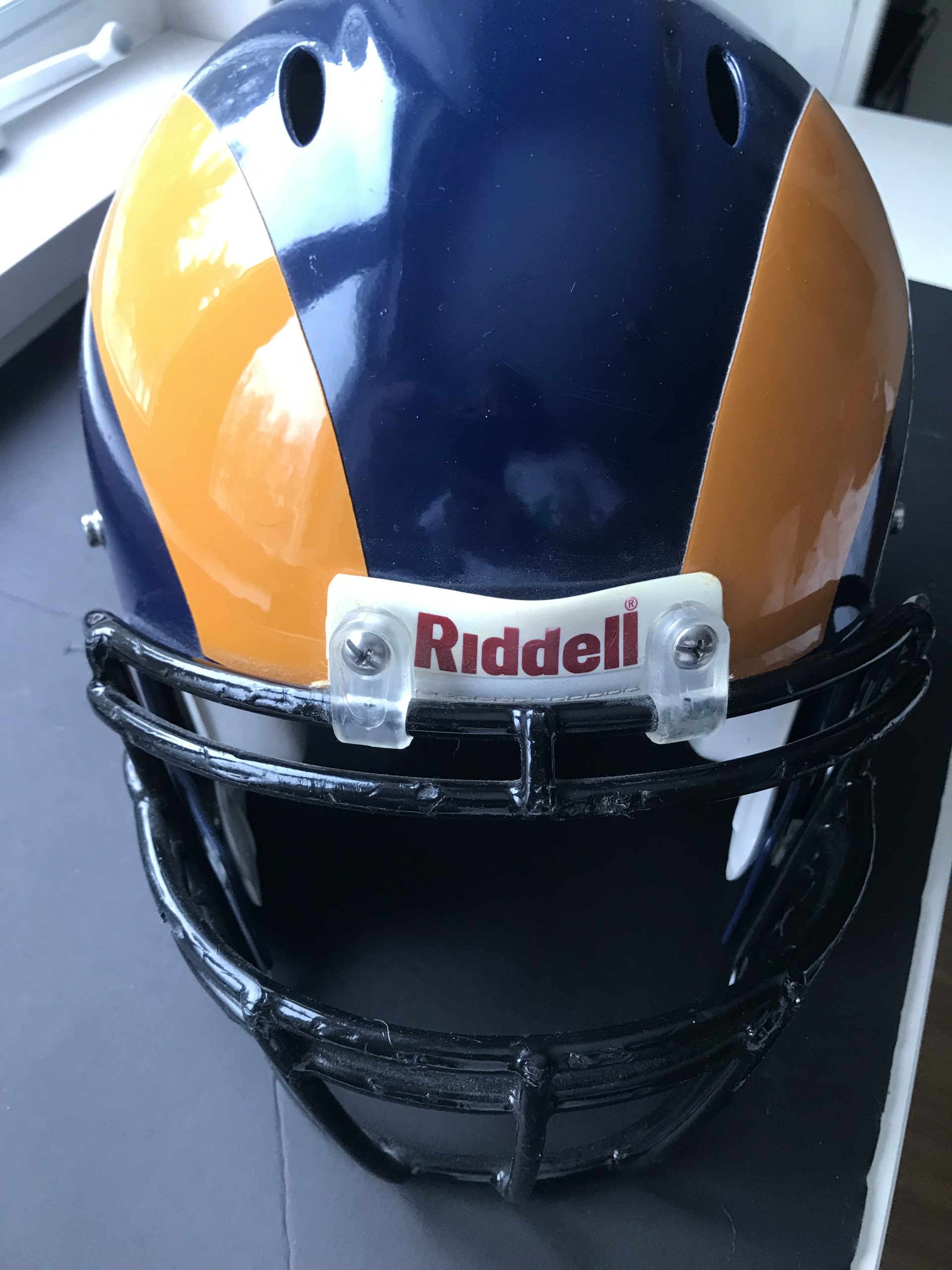 2A9641A1-58AF-4865-B217-2EA2917F5F57